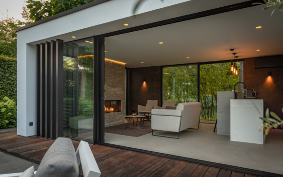 Luvinate model met luxe lounge