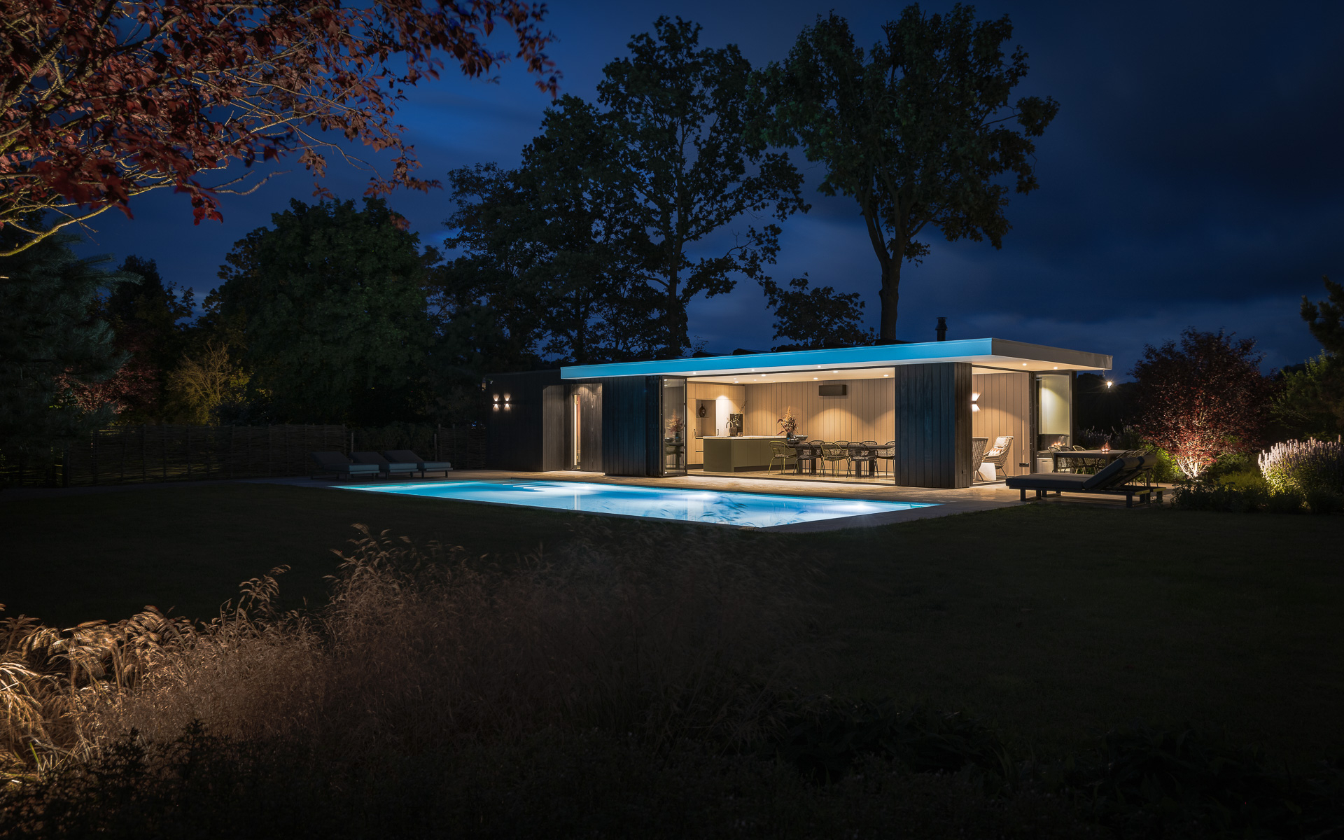 Poolhouse model oltrona